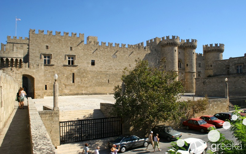 Best places to visit in Rhodes: Old Town and Palace of Grand Master